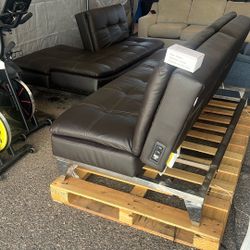Leather Love Seat Foldable w/usb 