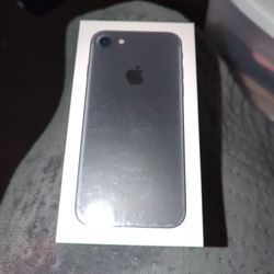 Iphone 7 128GB NEW IN SEALED BOX