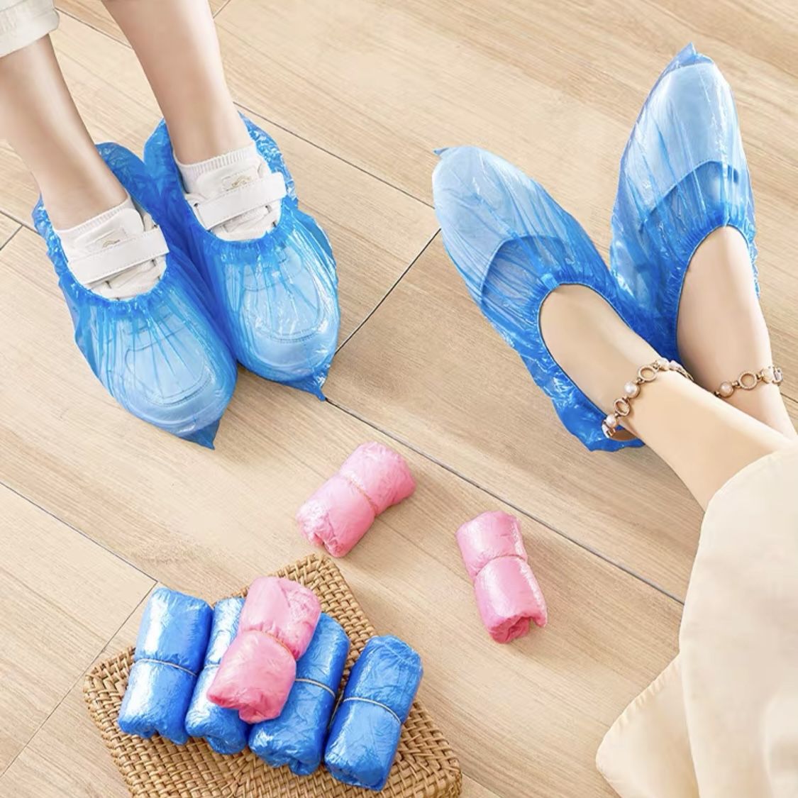 Brand New 1000pcs ( 500 Pairs) Shoe Covers Disposable Shoe & Boot Covers Waterproof Slip Resistant Shoe Booties,Blue,Size Large Fits Most (
