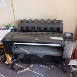 HP DesignJet T920 Postscript Printer 