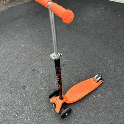 Micro Kickboard Maxi