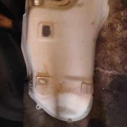 06 escape hybrid gas tank with fuel pump 