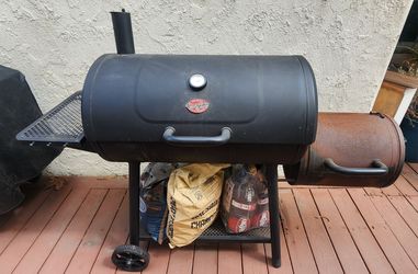 Char-Griller Smokin' Champ Charcoal Grill & Offset Smoker