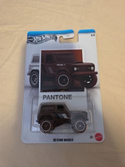 ot Wheels Silver Series Pantone '67 Ford Bronco 1:64 Diecast – Brown