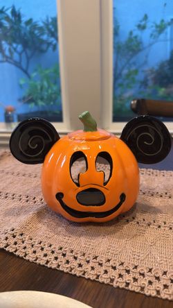 Mickey Halloween Jack-o-lantern