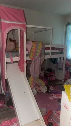 Free girls canopy bed