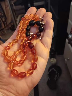 GENUINE BALTIC AMBER GRADUATED NECKLACE 