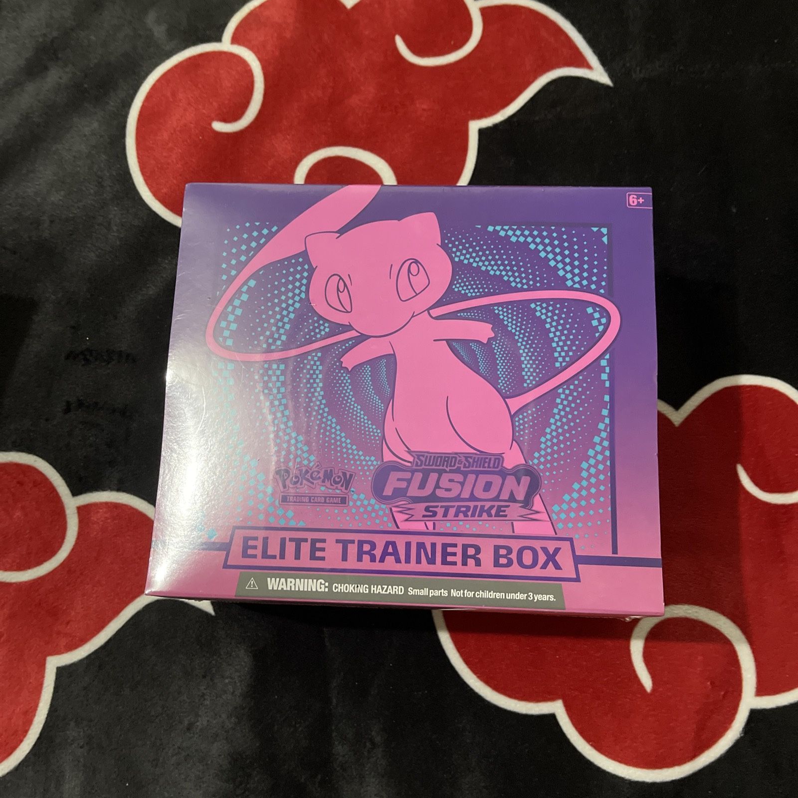 Pokémon Elite Trainer Box