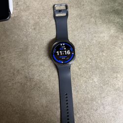 2 Samsung Galaxy Watches
