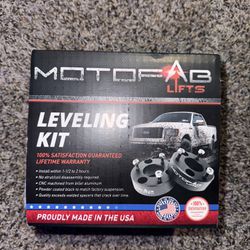 Motofab 2.5 Inch LVL Kit With Bolts/nuts