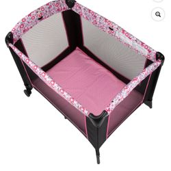 Baby Trend Nursery Center Play Yard Minnie Mouse