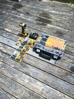 DeWalt 20-volt max XR lithium cordless impact drill