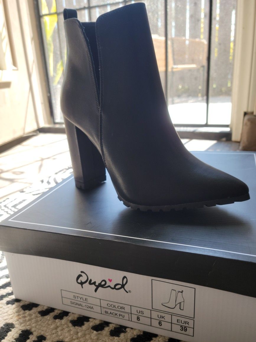 Boots Size 8 Women 