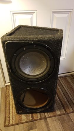 One subwoofer and box 10"