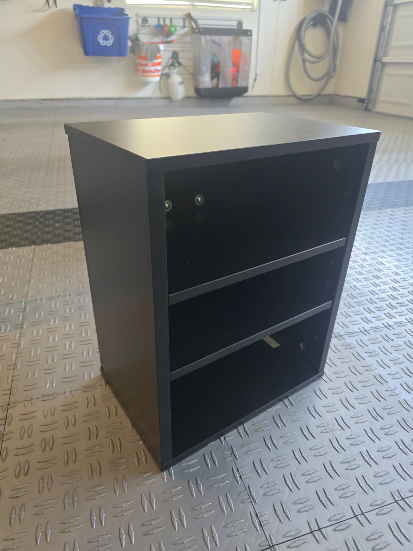 Vivo mountable shelf to desk