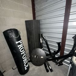 Everlast Heavy Bag With Stand And Speed Bag