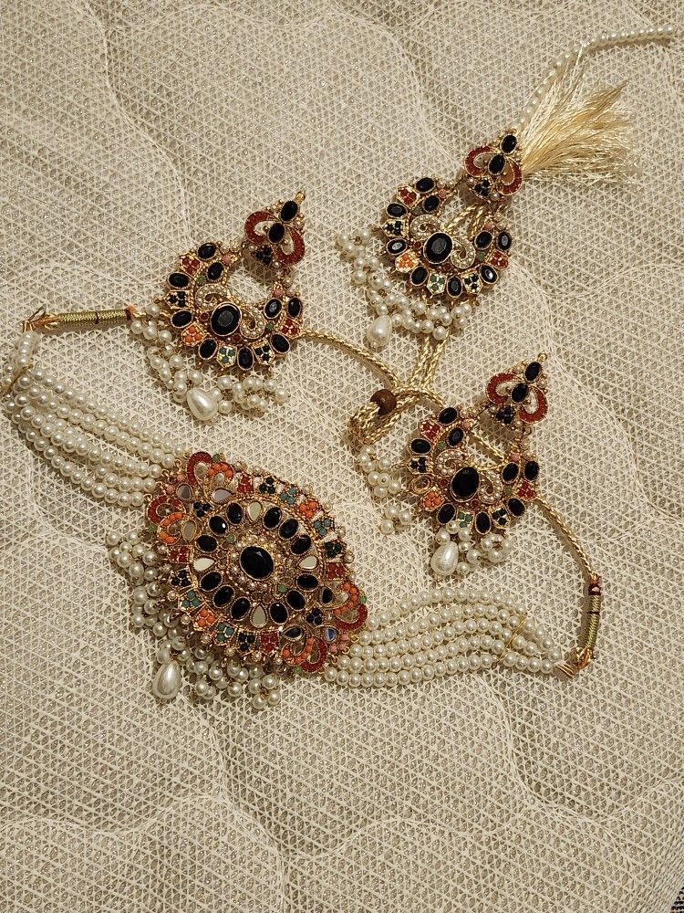 Necklace Set For Ladies Wedding Wear