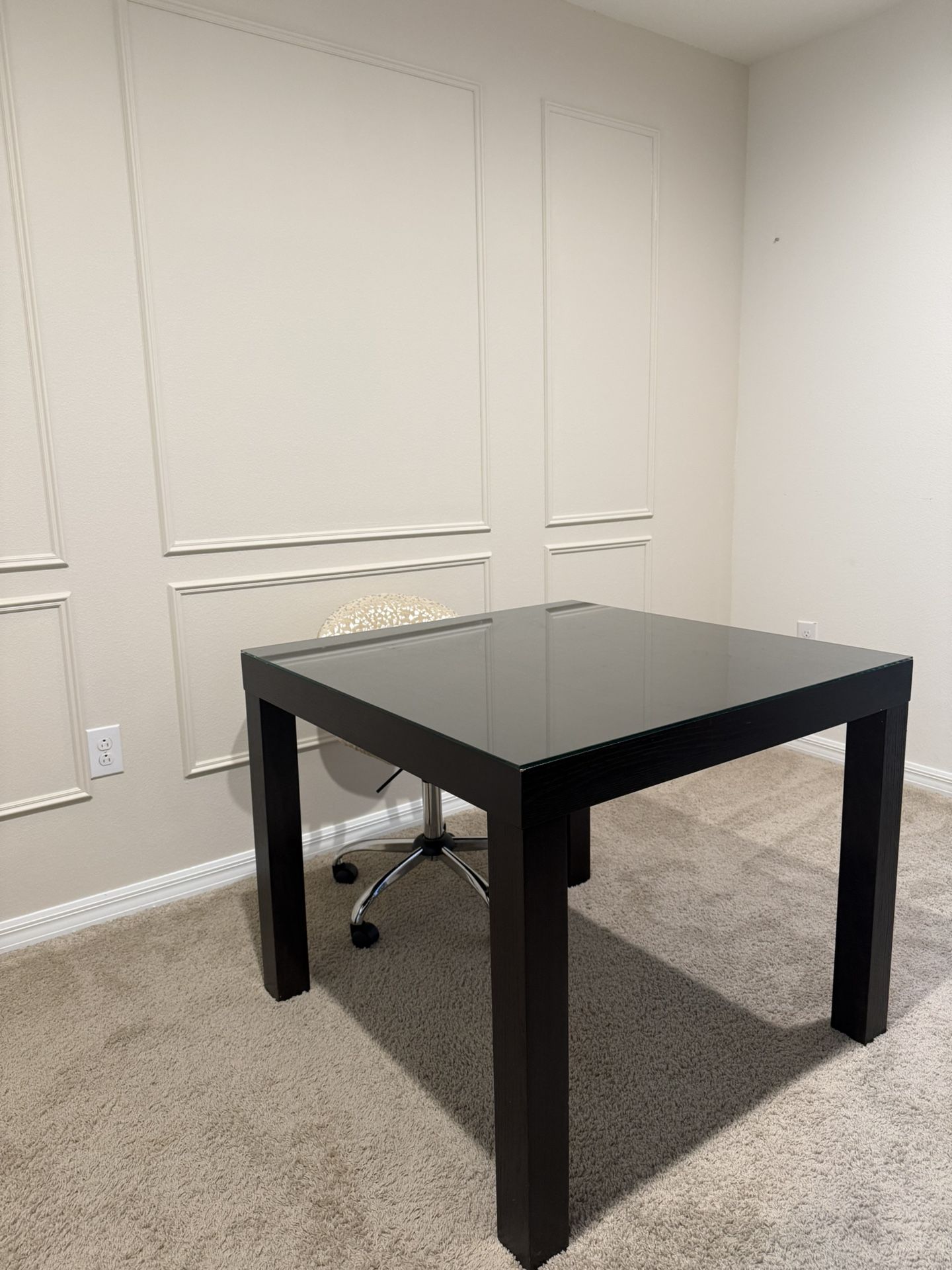 Dining Table 4