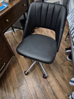 Chair great shape 65.00 firm