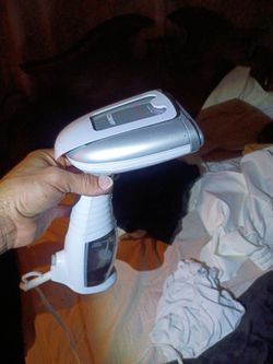 Conair hand held fabric steamer