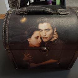 Nice Lot Of Twilight Collectibles 