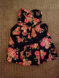 Strapless dress