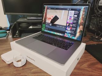 15-in MacBook Pro Laptop, Core i9, 1TB, 32gb ram, Radeon Pro, 19