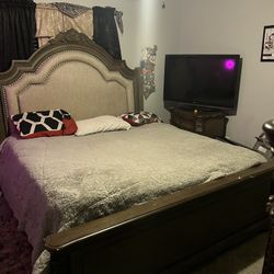 King Size Bedroom Set