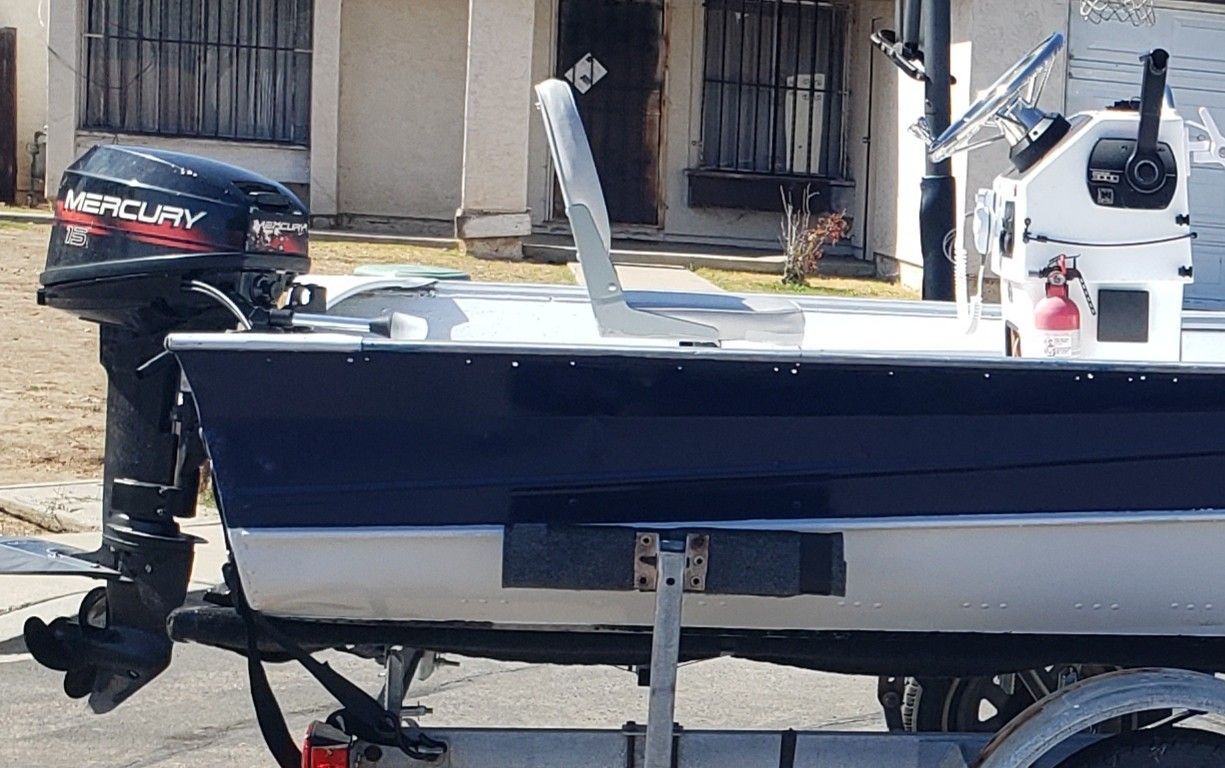 1999 15 HP Mercury 2 Stroke for Sale in San Diego, CA OfferUp