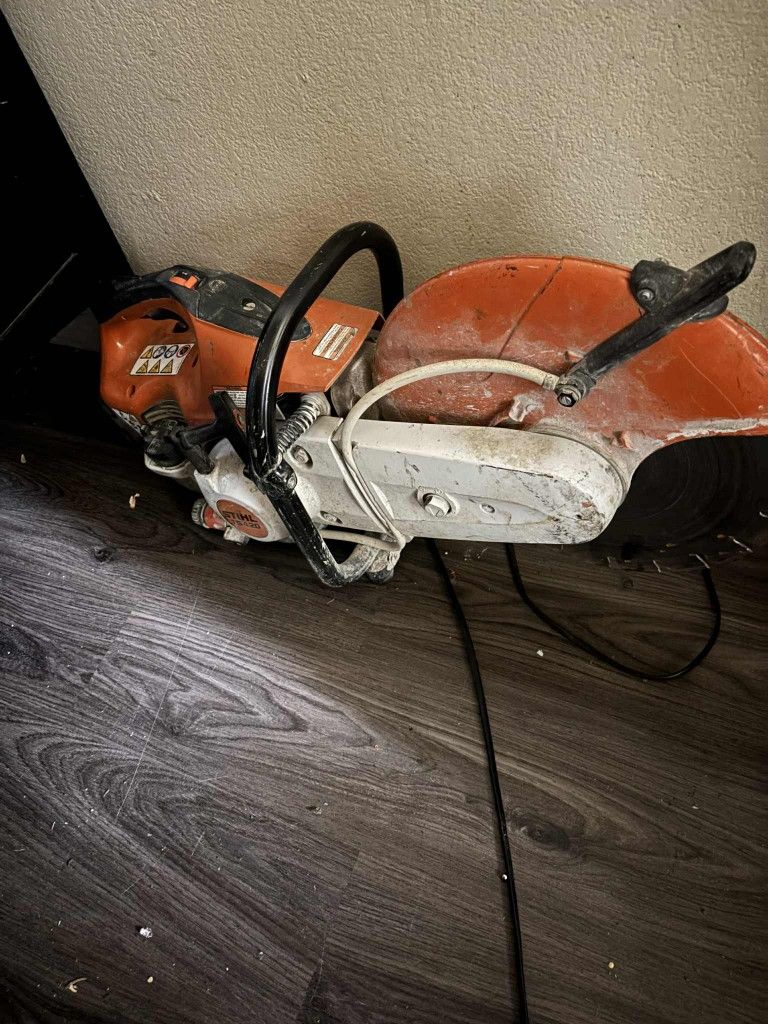 STIHL TS 420 Cutquik 14 in. Cordless Gas Cut-Off Saw