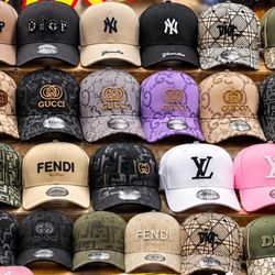 Llegaron  Las Gorras Pide La Tulla