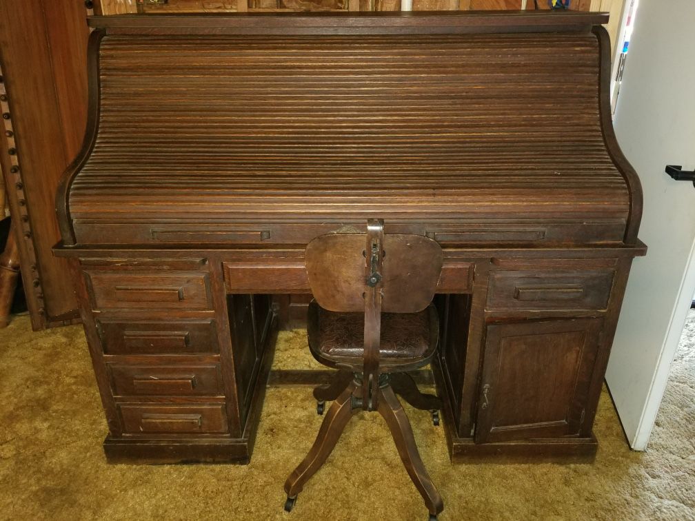 Antique Rolltop Desk