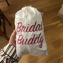 Bridal Buddy For Wedding Dress Thumbnail