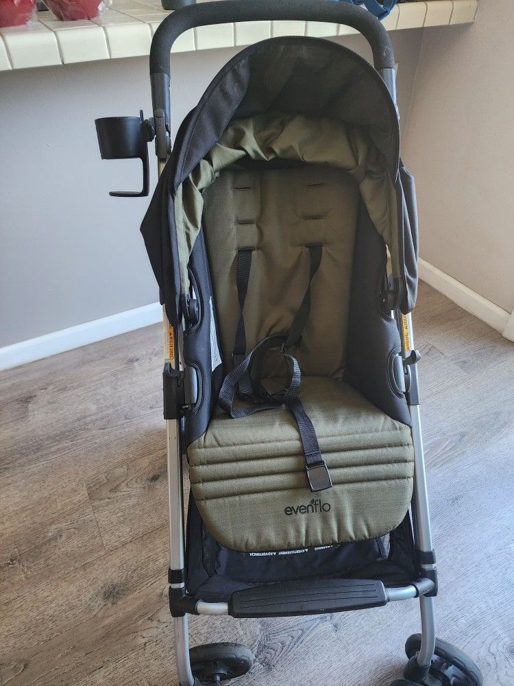 Evenflo Reversi Stroller