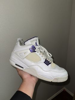 Jordan 4 Metallic purple Size 13