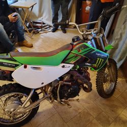 2006 Kawasaki 90 CC Dirt bike With Auto Clutch