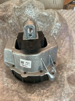 BMW Left engine motor mount (contact info removed)1617