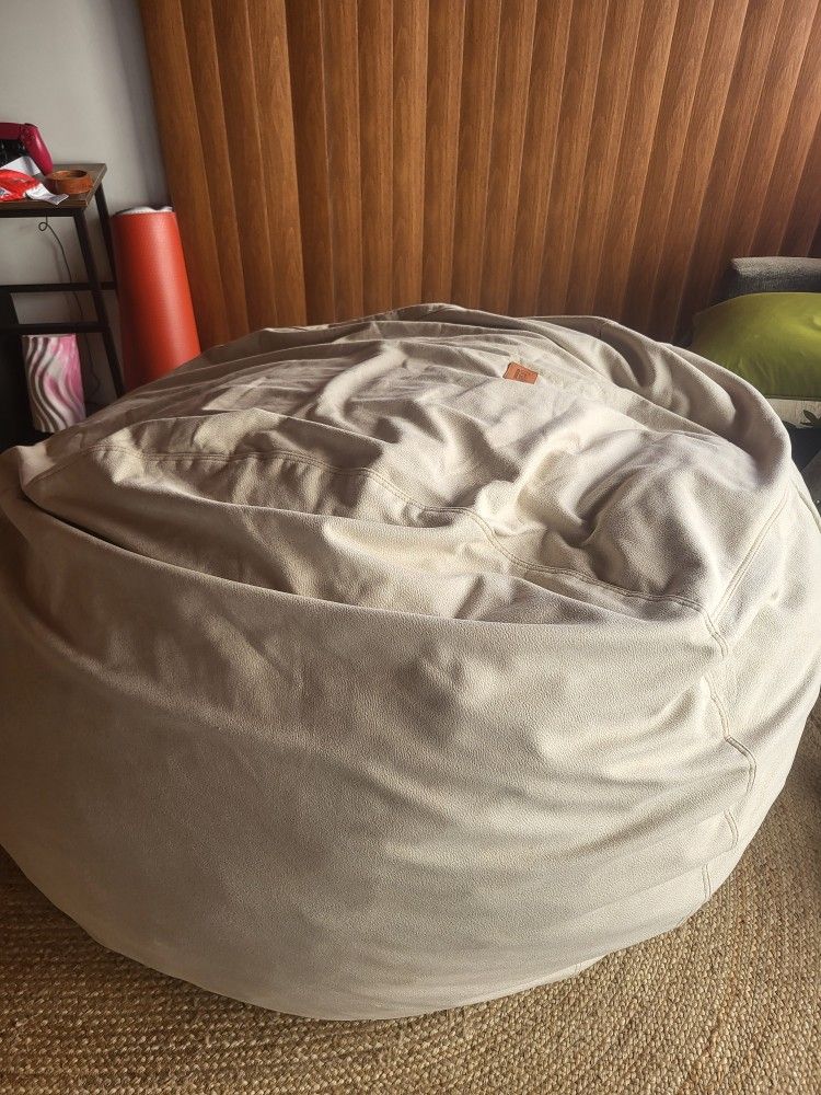 Cordaroy's Large Beanbag W/king Futon Mattress Inside