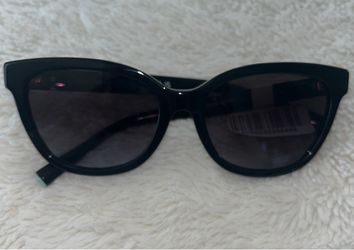 Tiffany and co woman’s sunglasses