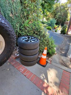 Mustang mach E wheels and tires 300.00