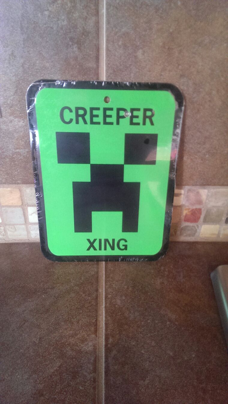 Minecraft creeper Xing crossing heavy metal aluminum sign