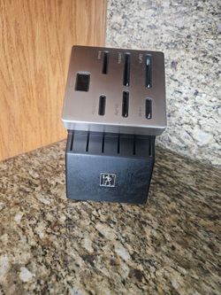 Henckels Knife Block 13 slot self sharpening