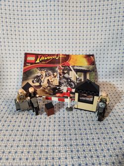 LEGO Indiana Jones 7620 Motorcycle Chase Incomplete (Missing pieces list below)