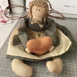 Primitive Doll With Heart That Says Special Mom!