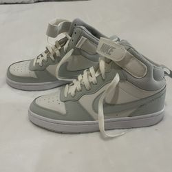 Kids Nike Court Borough Mid 2