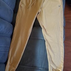 JOGGERS