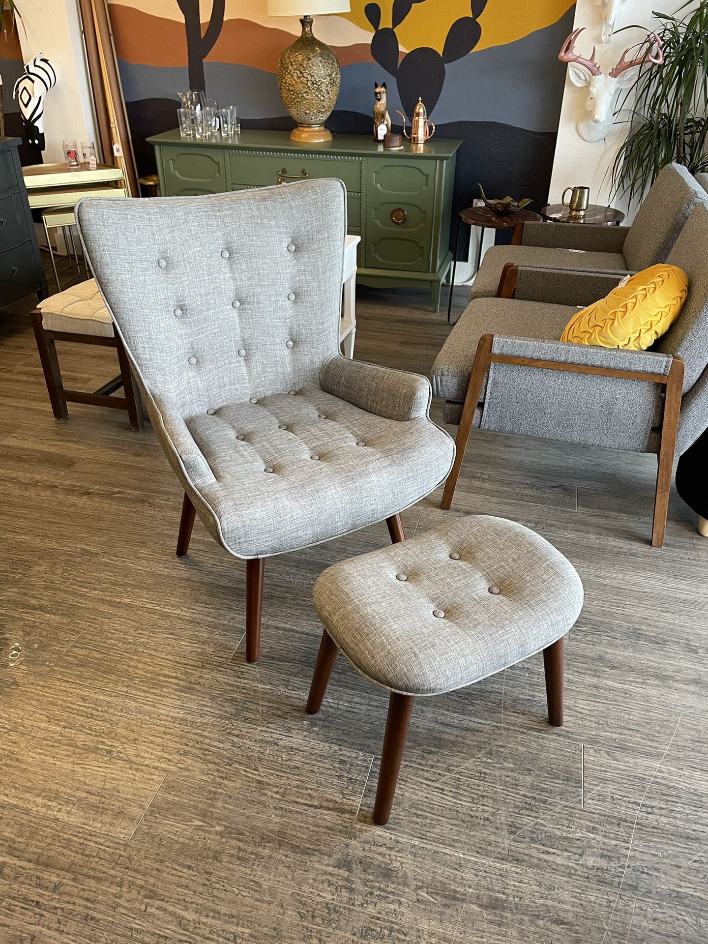 New Gray Accent Chair With Ottoman
