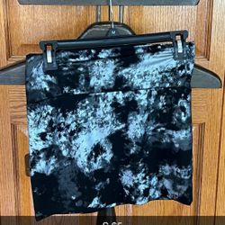 Womens White and black skirt size S