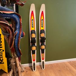 Vintage Connelly Solo-Comp Graphite Professional Slalom Water Skis – 66” (Pair)