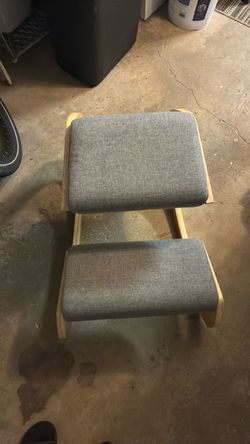 Vevor Kneeling Chair - Like New